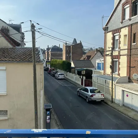 بيت للعطل Maison 3 Chambres, Avec Terrasse Au Calme Et A 8mn A Pied ! *