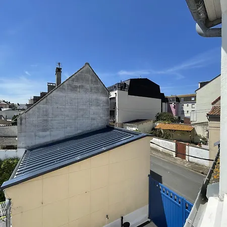 Maison 3 Chambres, Avec Terrasse Au Calme Et A 8mn A Pied ! *
