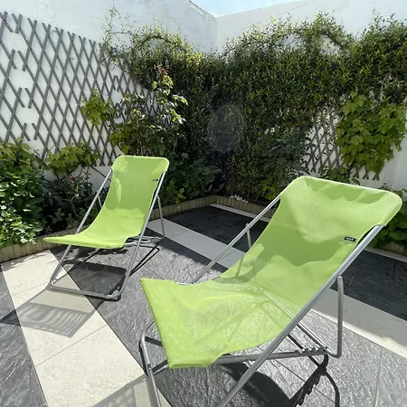 Maison 3 Chambres, Avec Terrasse Au Calme Et A 8mn A Pied ! مير-لي-بان