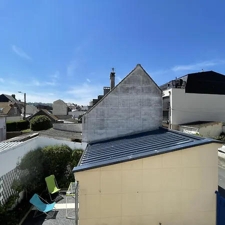 Maison 3 Chambres, Avec Terrasse Au Calme Et A 8mn A Pied ! بيت للعطل *