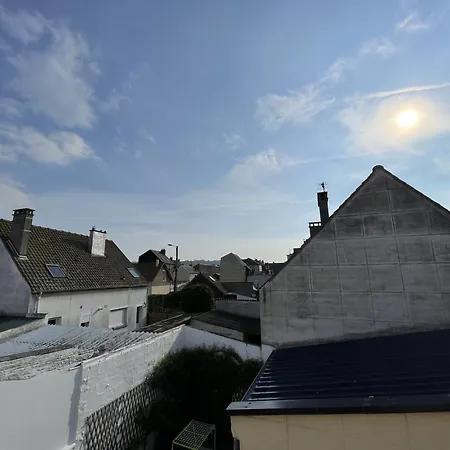 Maison 3 Chambres, Avec Terrasse Au Calme Et A 8mn A Pied !